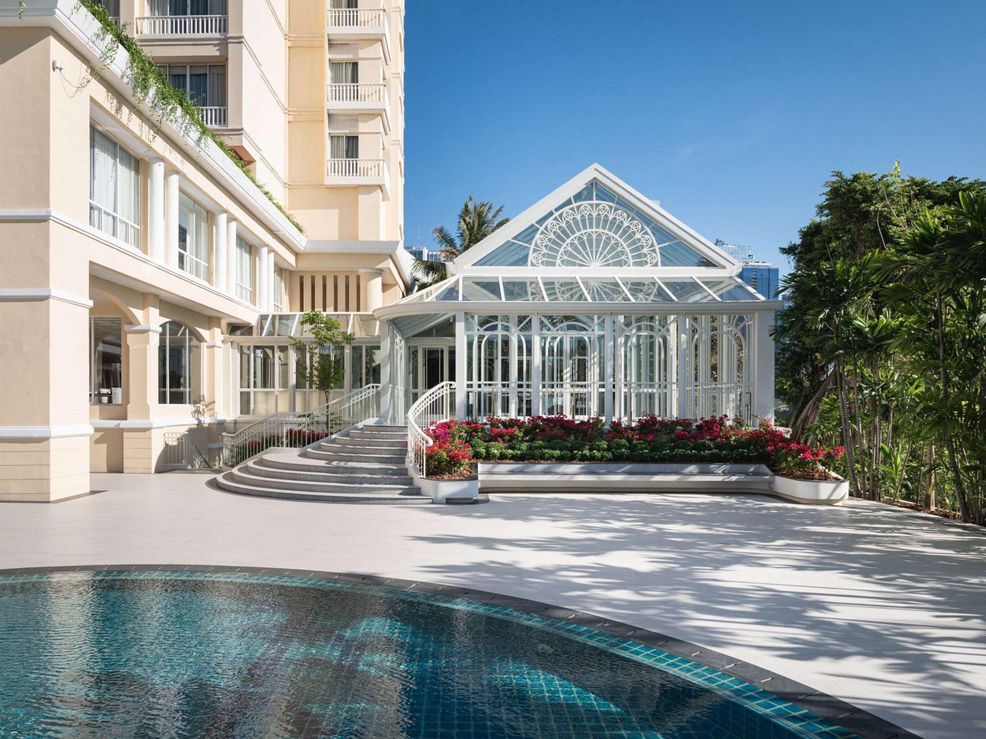 Sofitel Phnom Penh Phokeethra Hotel Ngoại thất bức ảnh